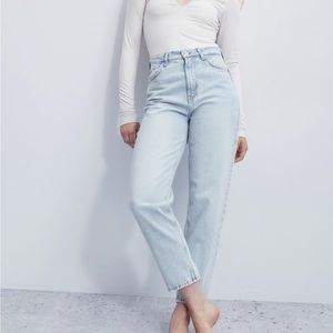 H&M loose high rise mom jean